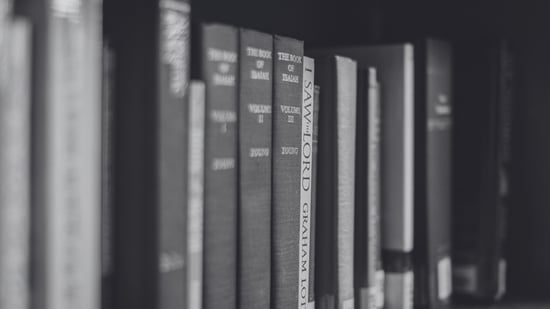 Crafting the Perfect Horror Story Title: A Complete Guide for Writers