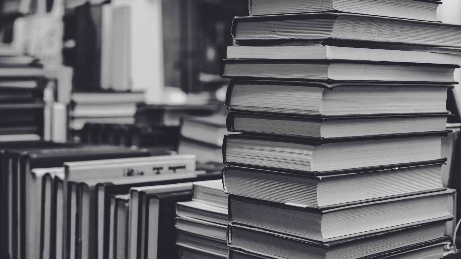 How to Make Readers Feel Fear: The Ultimate Guide to Psychological Terror in Writing