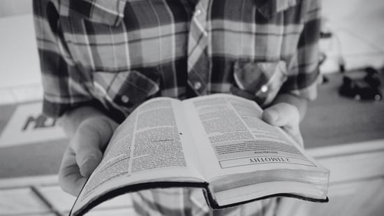 Why Is a Raven Like a Writing Desk? Exploring the Famous Riddle