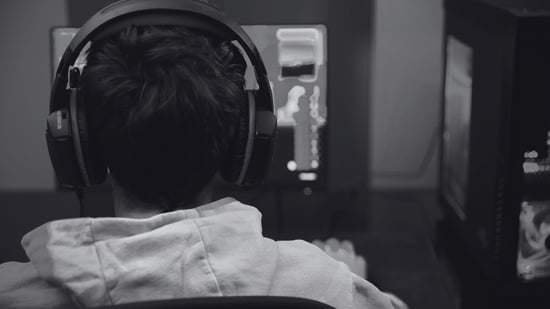 Game Review: Darkwood: A Haunting Dive into the Depths of Fear